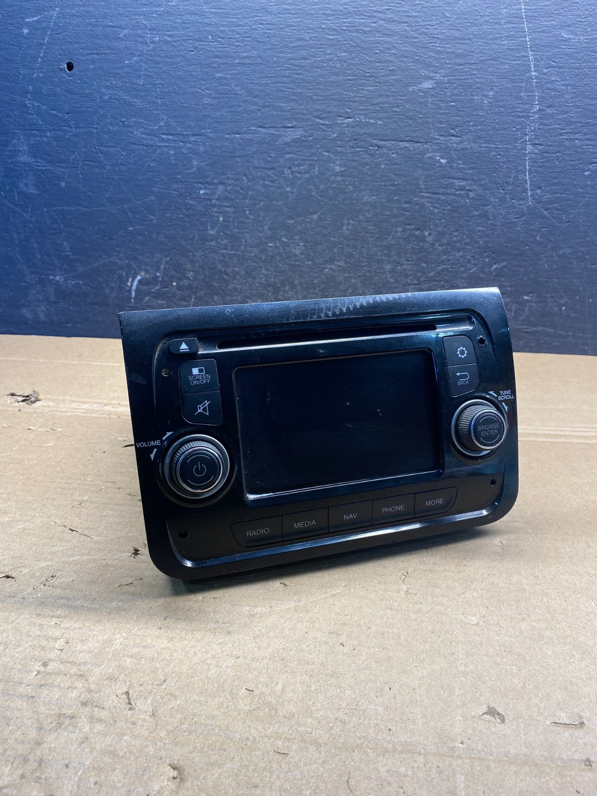 2014 to 2017 Ram Promaster City Radio Screen AM/FM Player AD4951 DG0