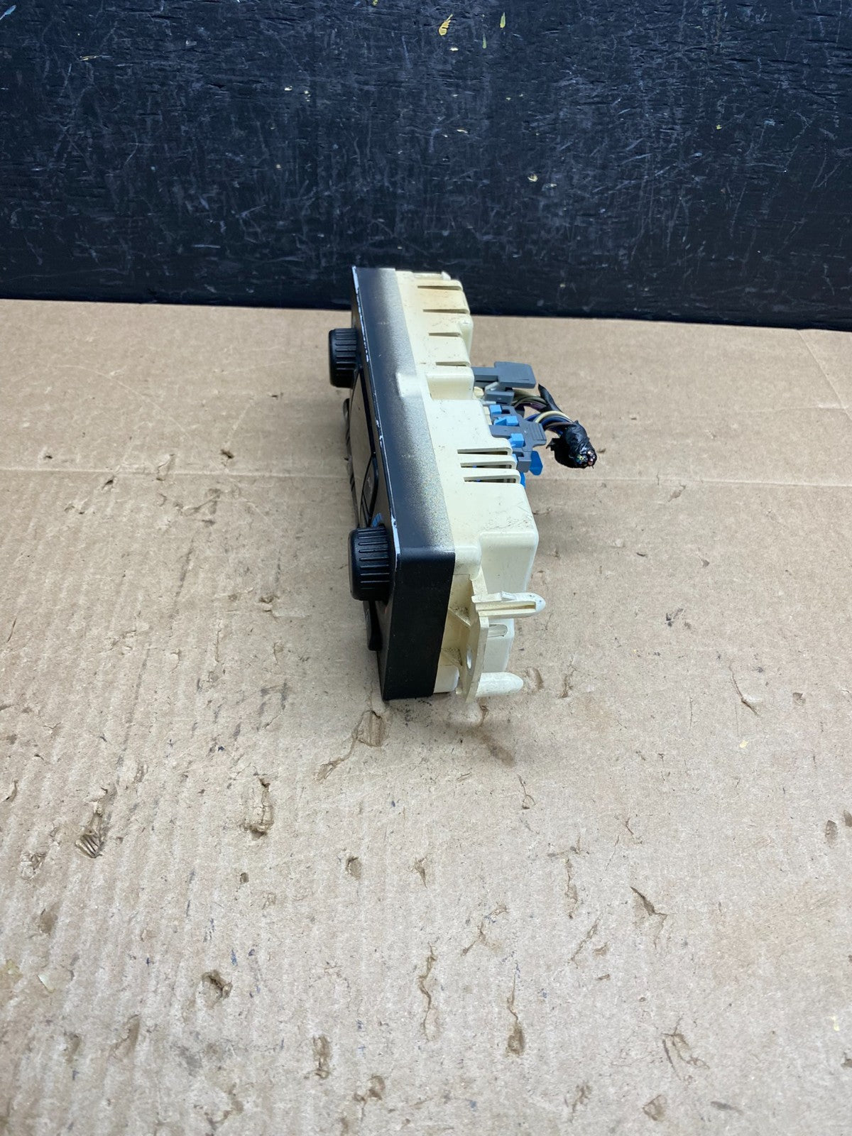 2003 to 2006 Chevrolet Silverado HVAC Heater Climate Control Module ac6782 DG2