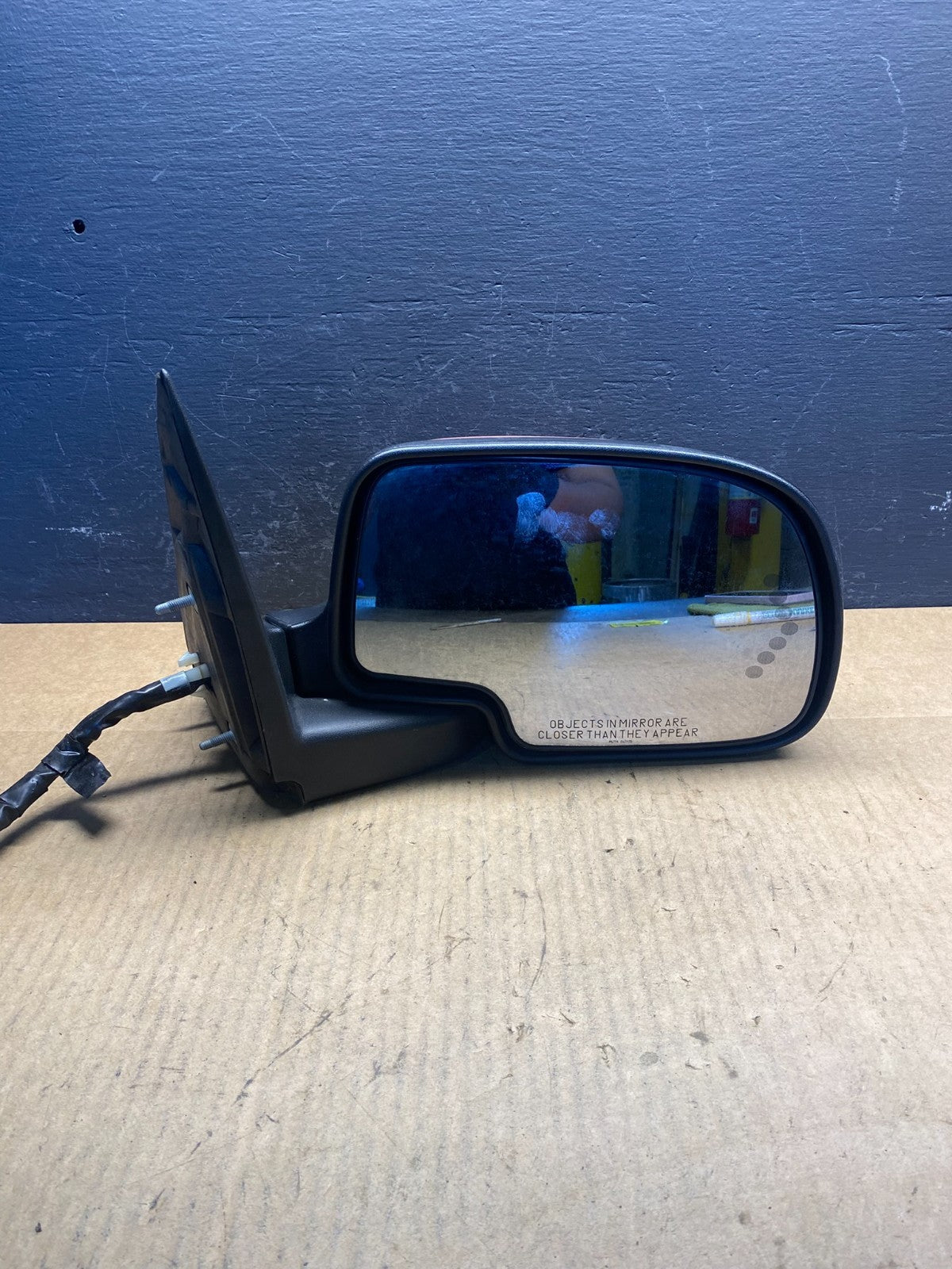 2003-2006 Chevrolet Tahoe Suburban Right Passenger Turn Door Mirror AC4233 MS9