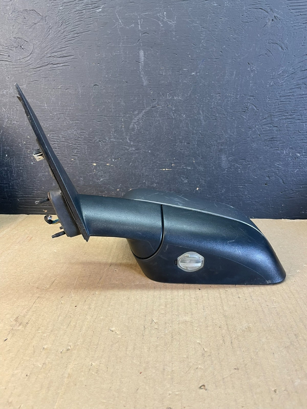 2005 2006 2007 Ford Five Hundred Left Driver LH View Door Mirror AD5592 DW3