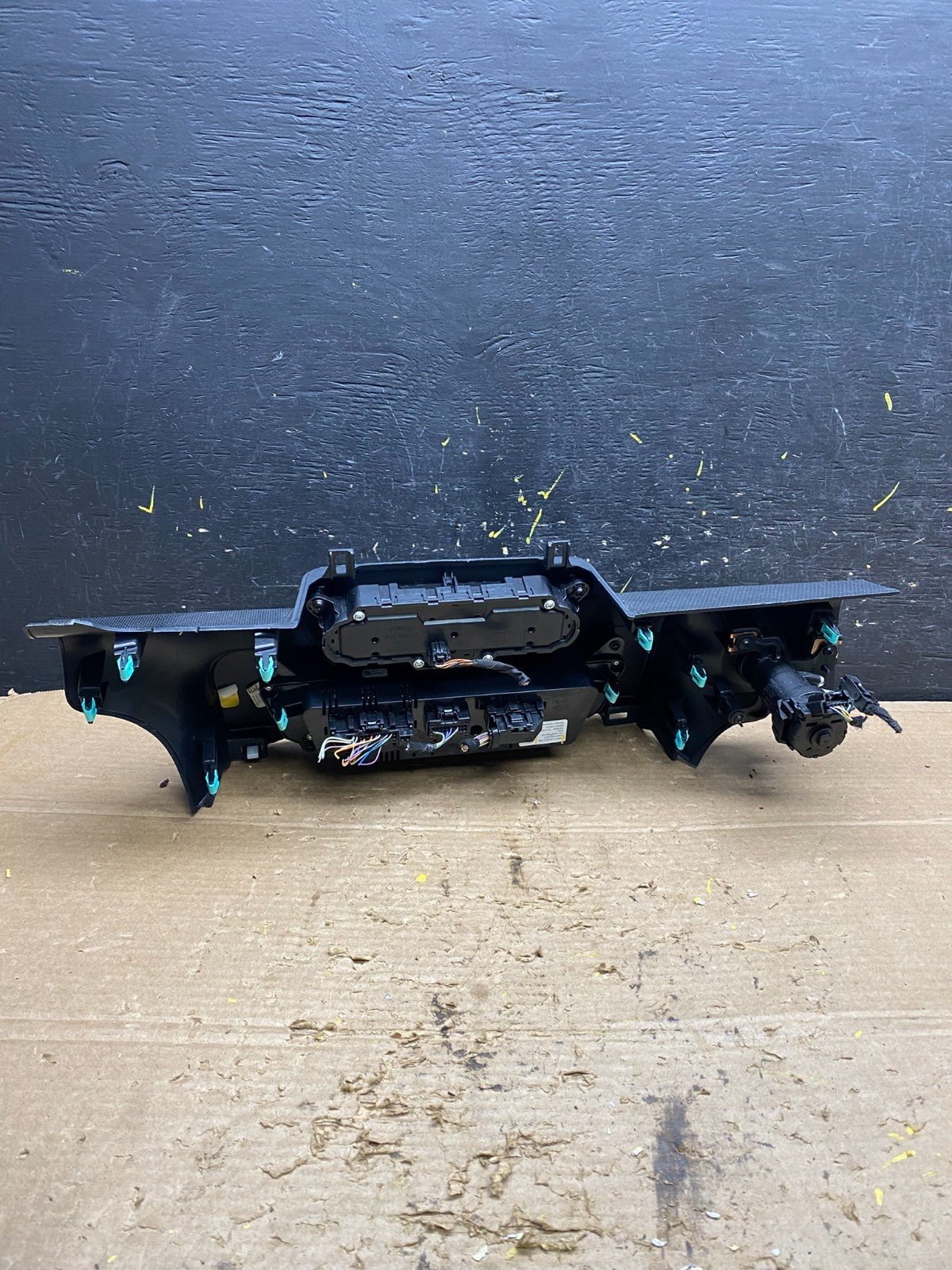 2020 to 2023 Ford Explorer Radio Climate Control Panel Trim X1373 DG3