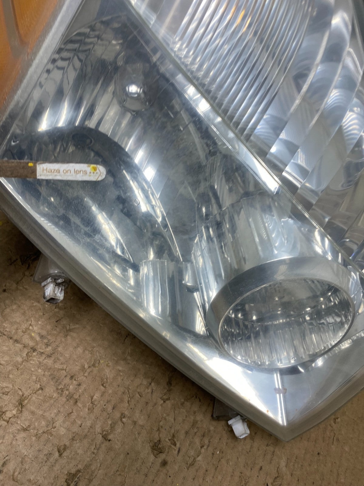 2004 to 2007 Nissan Armada Right Passenger RH Side Headlight Oem W5452 DW6
