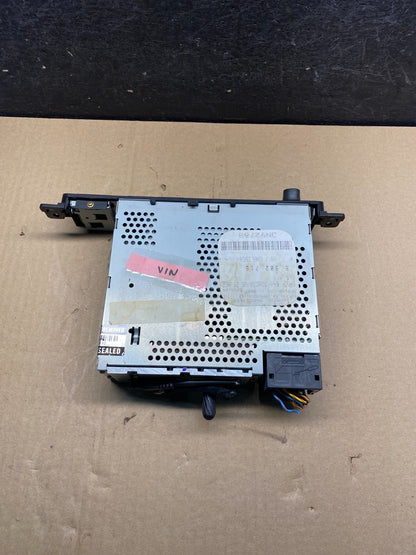 1999 - 2000 BMW 323i Stereo Radio AM FM Cassette AH7407 DG3