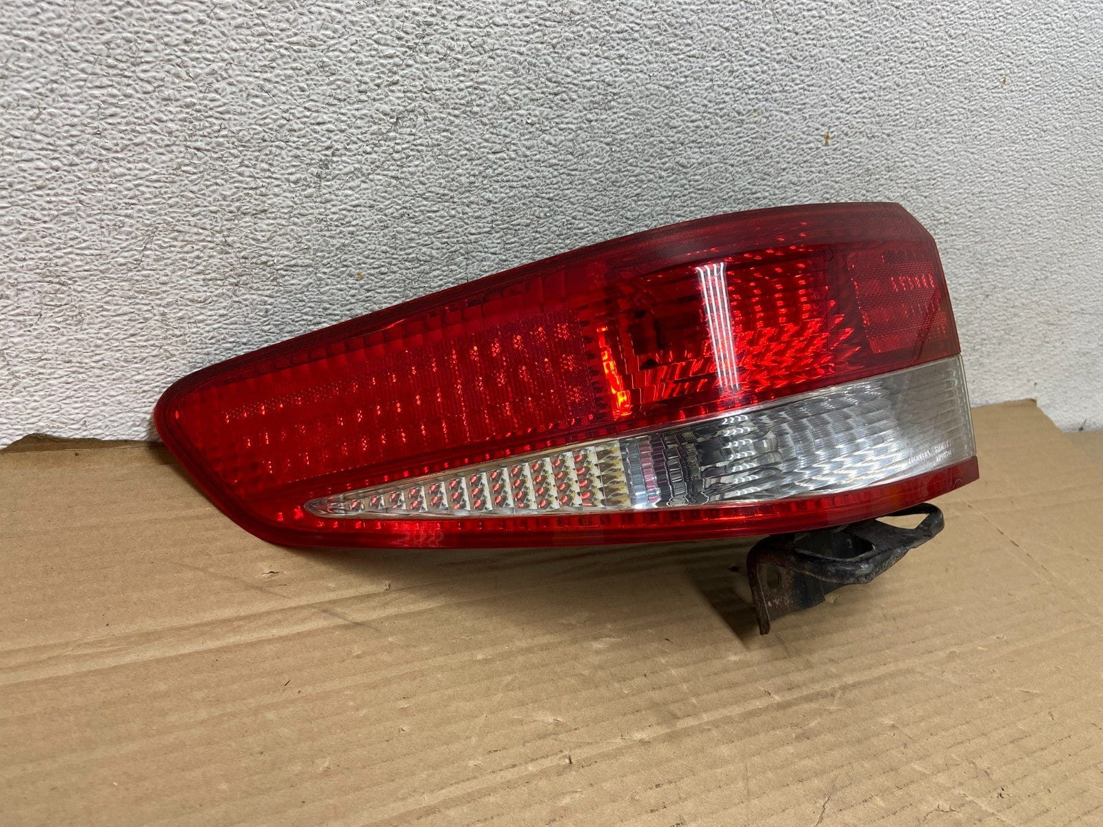 2003 to 2004 Honda Accord Sedan Left Driver Lh Side Tail Light AG8934 DW1