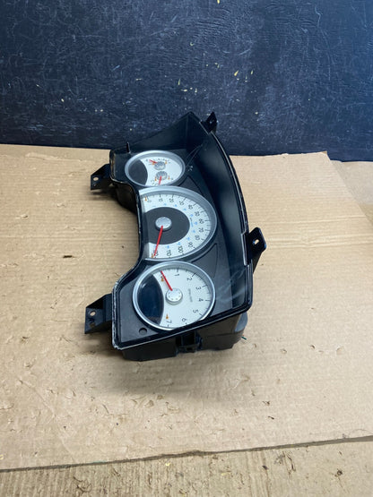 2004 to 2007 Dodge Durango Speedometer Instrument Cluster Gauge AF26602