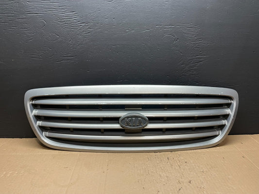 2001 to 2004 Kia Sedona Front Upper Grill Grille OEM AB3237 DG0