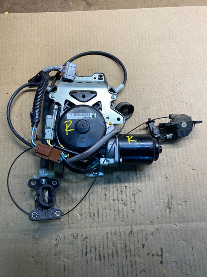2005 - 2010 Honda Odyssey Rear Right Sliding Door Lock Actuator Motor z4715 DG5