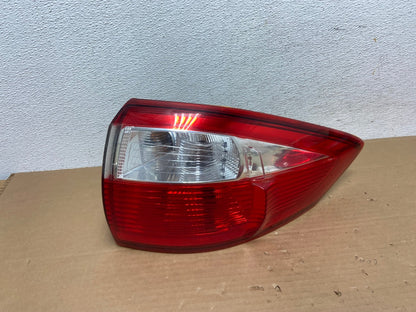 2013 to 2016 Ford C-Max Right Passenger RH Side Tail light AD4180 LK0
