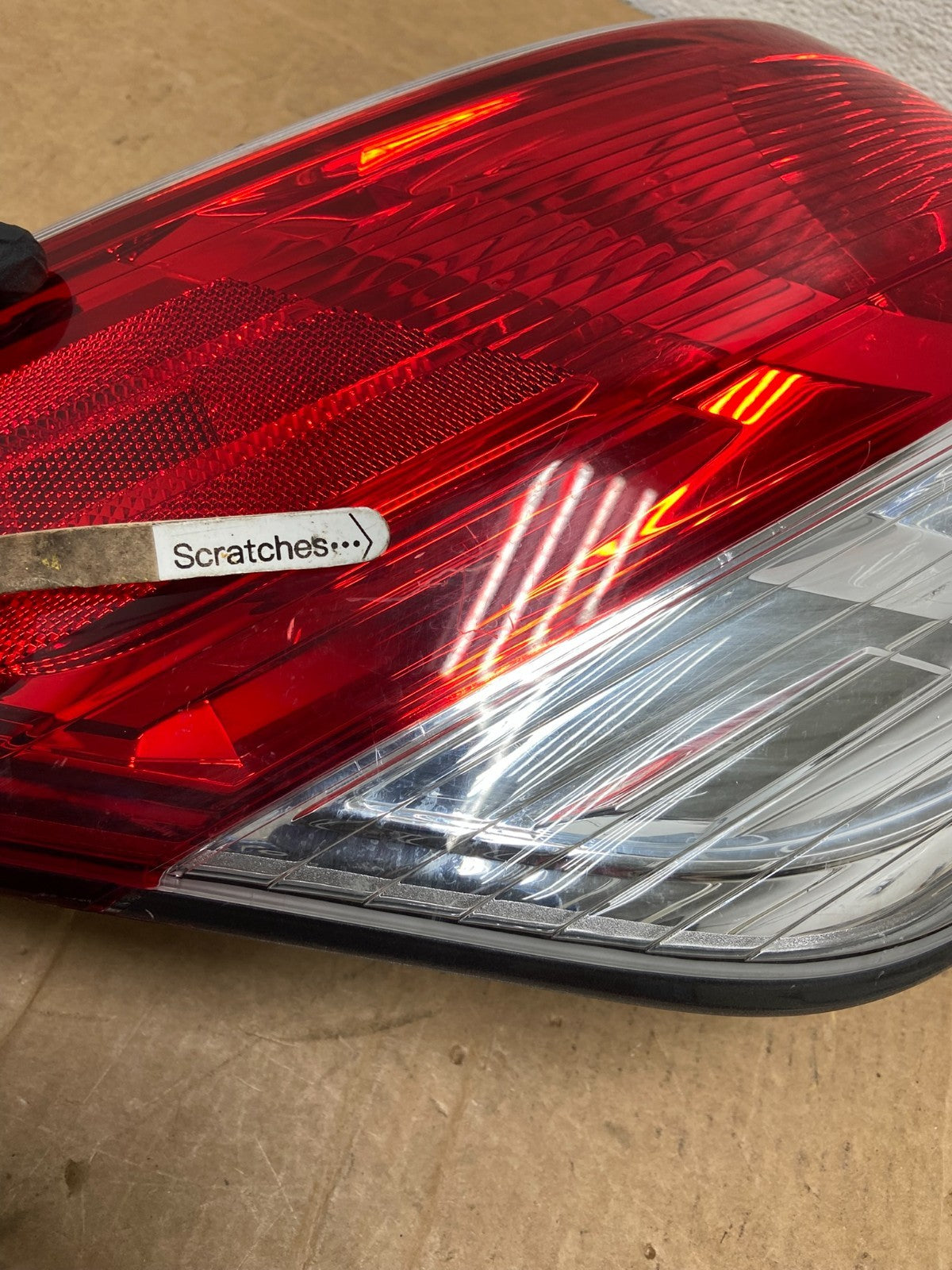 2013 to 2016 Nissan Pathfinder Left Driver Lh Side Tail light AD6052 DW3