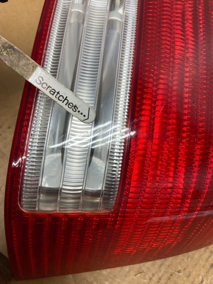 2004 to 2005 Volkswagen Jetta Right Passenger RH Side Tail Light AE1397 LK3