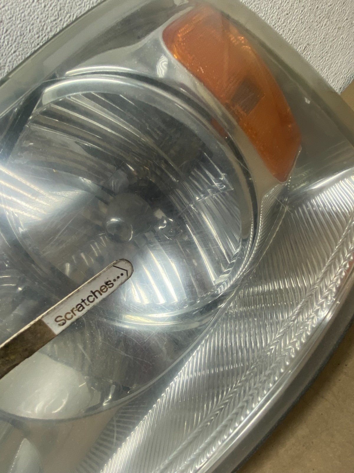 2004 to 2008 Ford F-150 F150 Left+Right Halogen Headlights AG7923 DW4