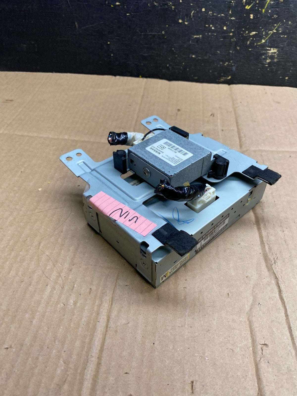 2008 to 2012 Nissan Armada QX56 Display Screen Information Oem AA4617 DG5