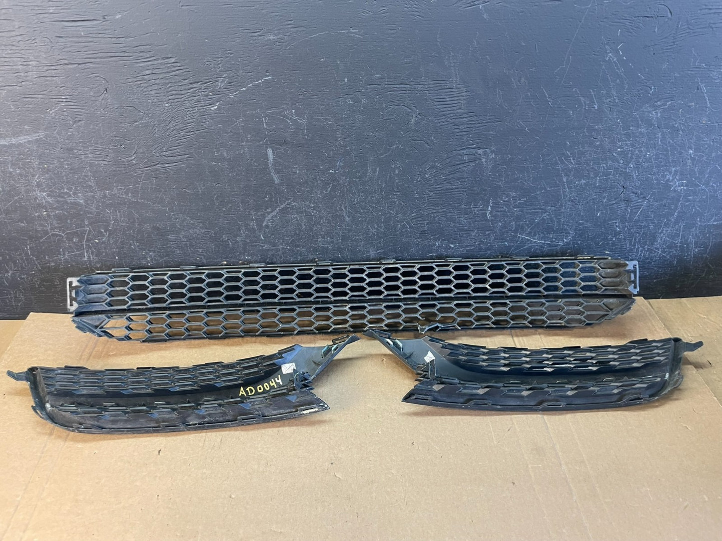 2012 to 2015 Volkswagen Passat Front Lower Set Grill Grille AD0044 DG3