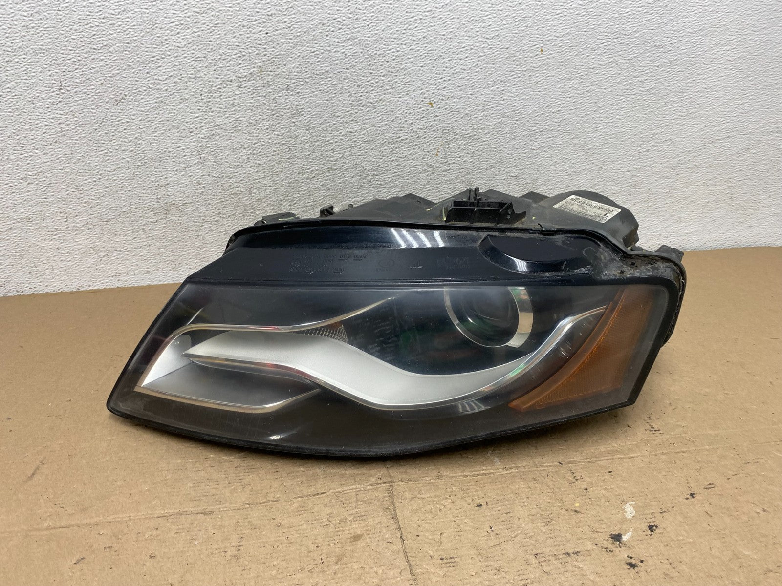 Xenon HID AFS 2009 to 2012 Audi A4 Left Driver LH Side Headlight AF5094 DW0