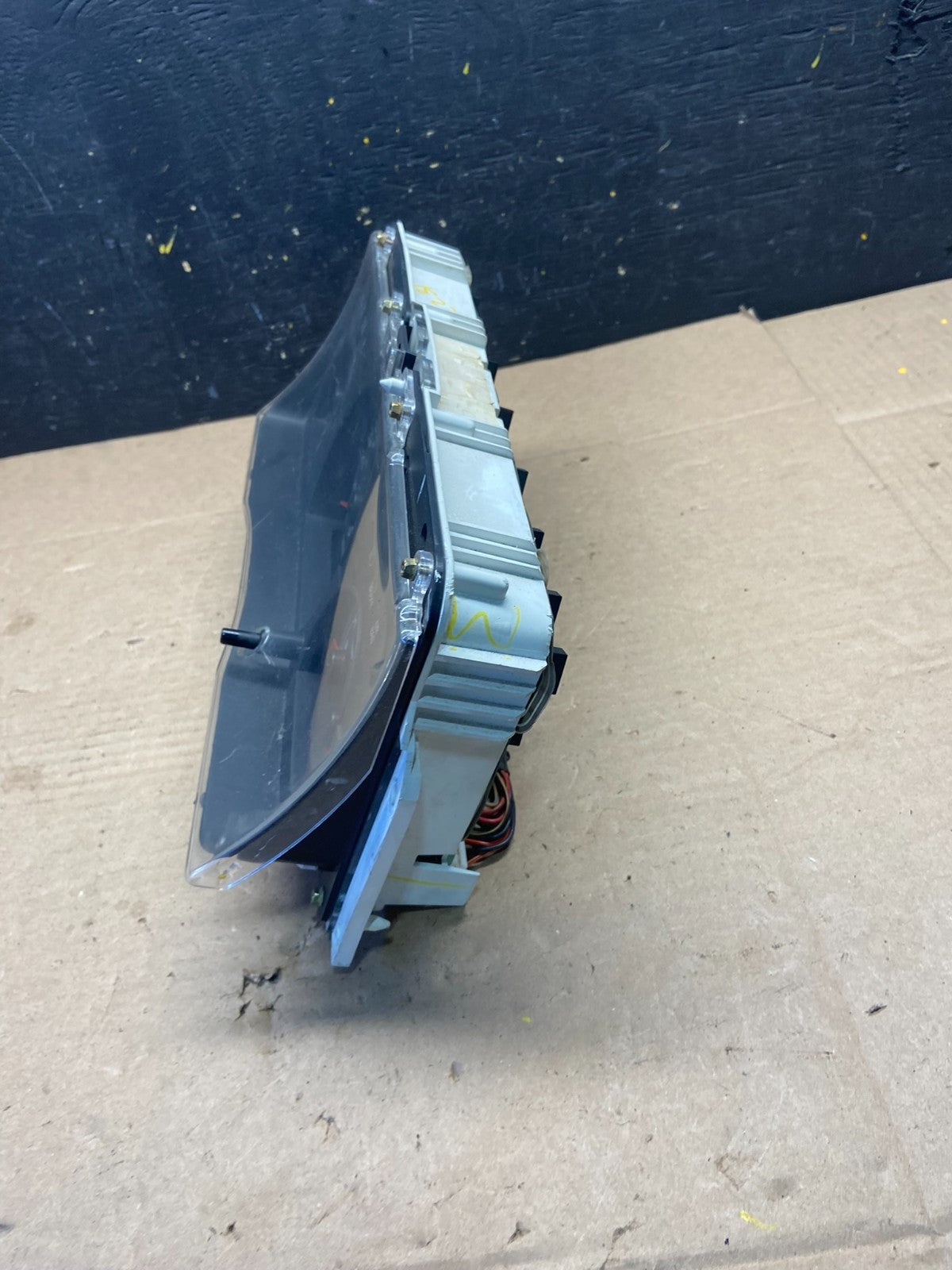 2001 to 2005 Mercury Grand Marquis Speedometer Cluster Gauge q2231 DG3