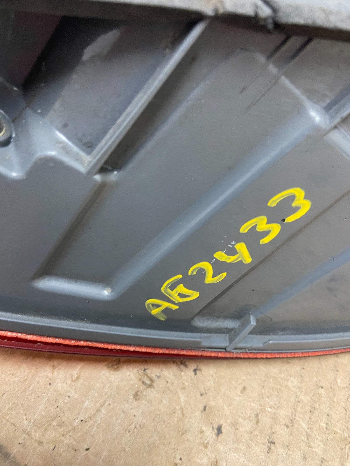 2015 to 2017 Hyundai Accent Left Driver LH Side Tail Light AG2433 DG8