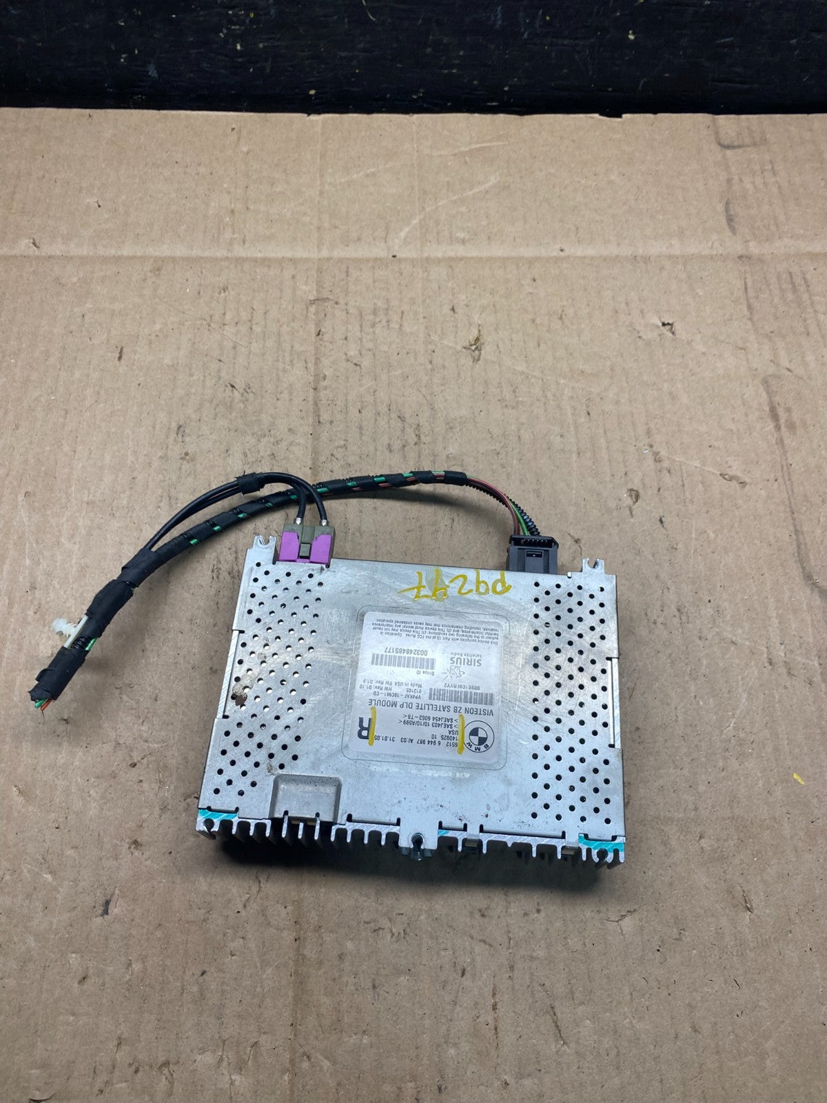 2006-2008 BMW  5 7 Series  Satellite  Radio Module Unit Sirius Z4853 DG4