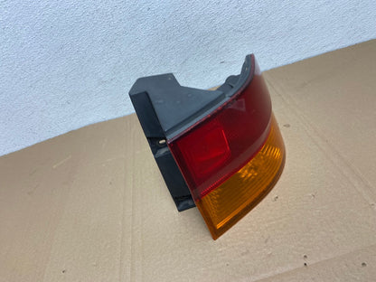 2002 2003 2004 Honda Odyssey Right Passenger Side Tail Light Oem AC3753 LK2