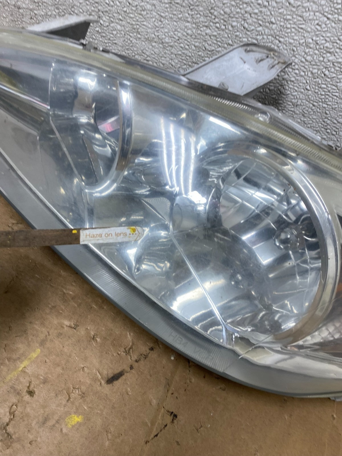 2002 2003 2004 Toyota Camry Left+Right Set Side Halogen Headlights V8292 DW11