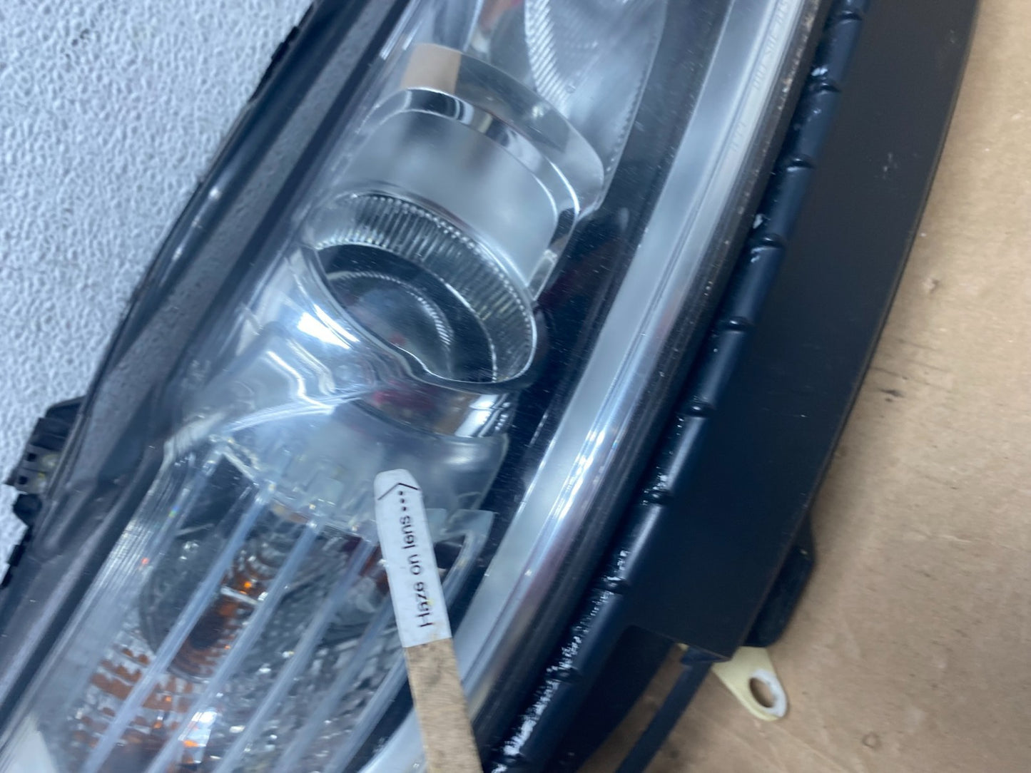 2013 to 2016 Ford Fusion Right Passenger Rh Side Headlight AD7884 DW4