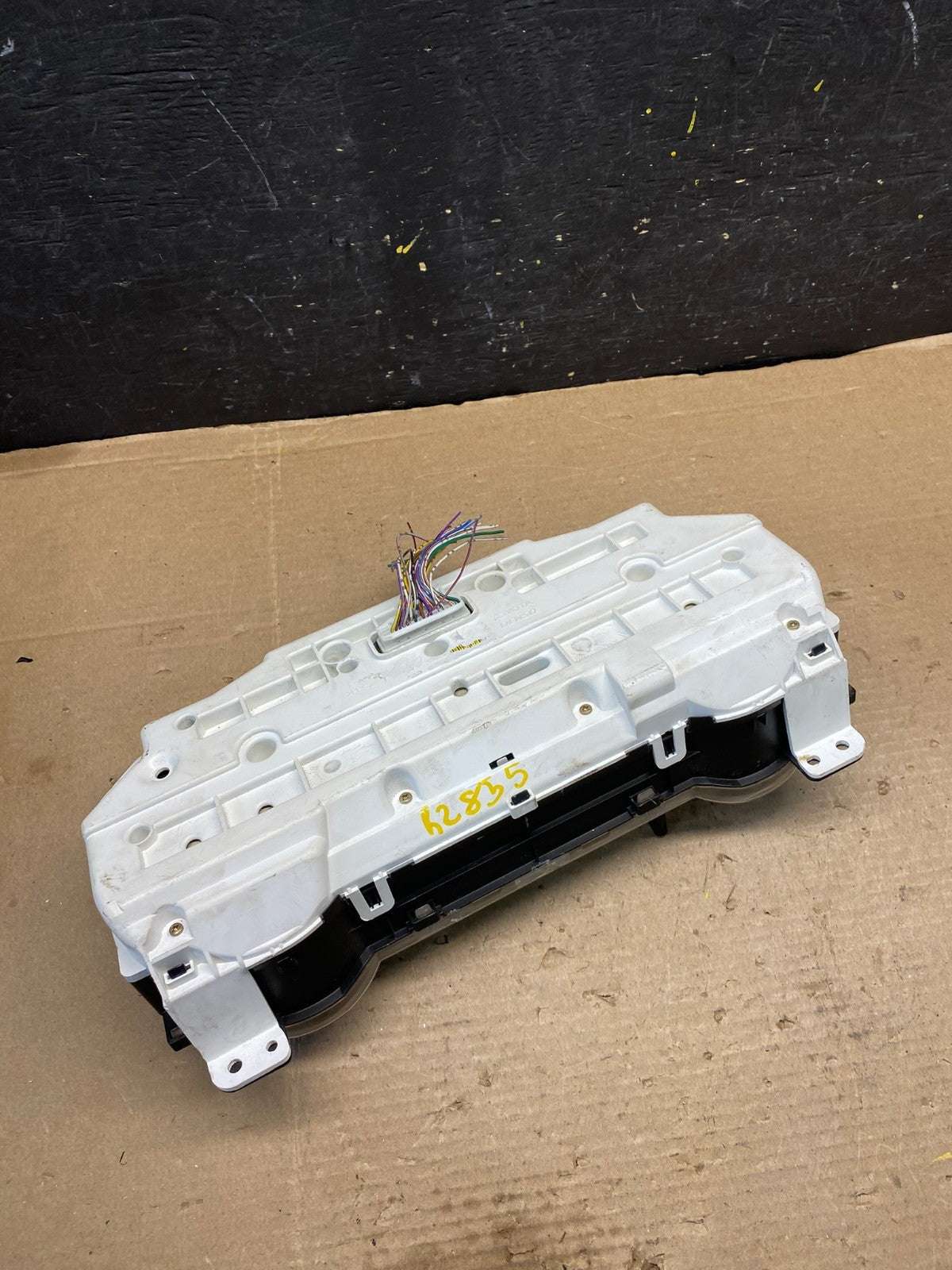 2004 2005 Toyota Sienna Speedometer Cluster Gauge r2855 DG5