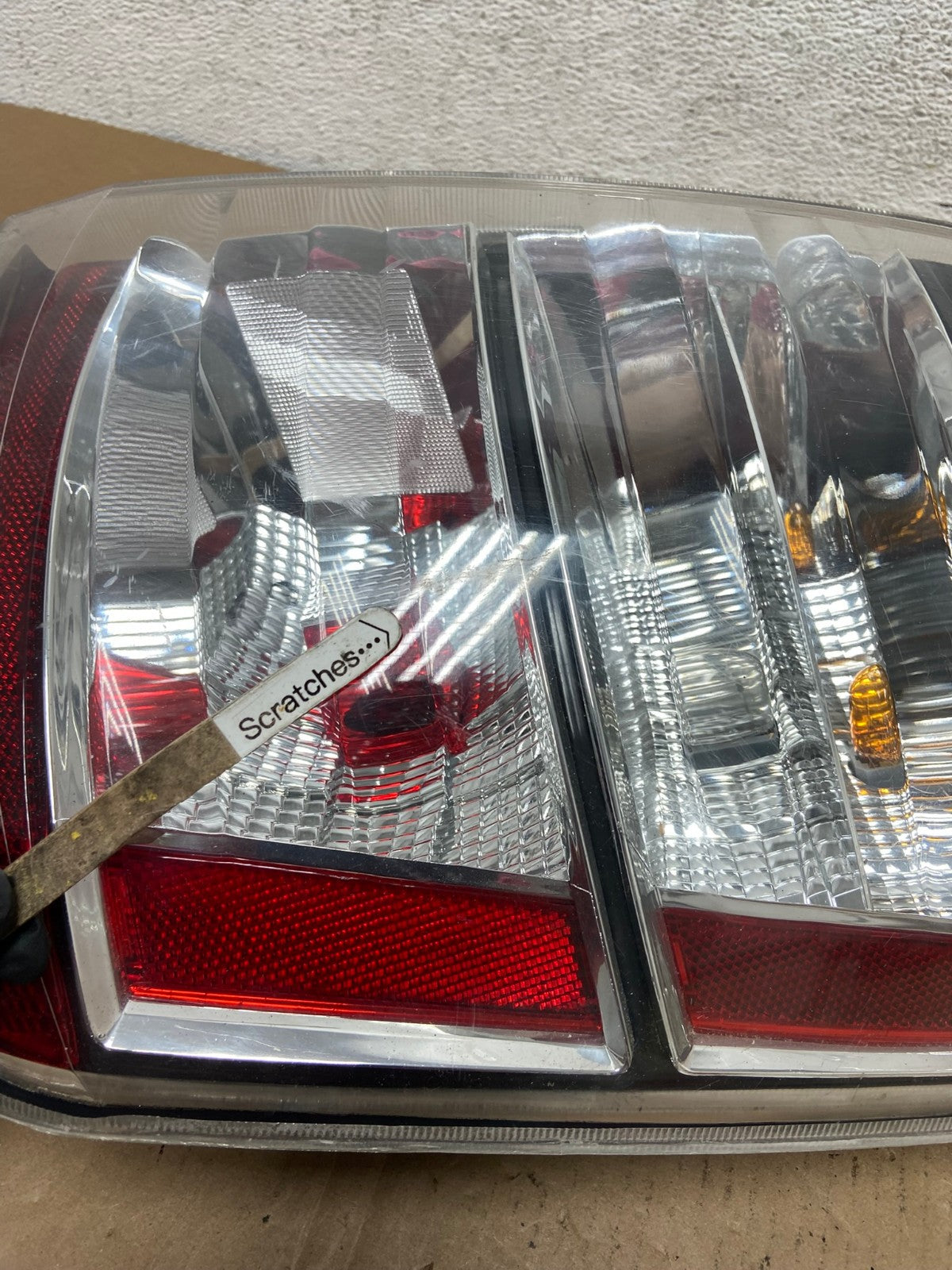 2004 - 2005 Toyota Prius Right Passenger Side Rh Tail Light AD7979 LK3
