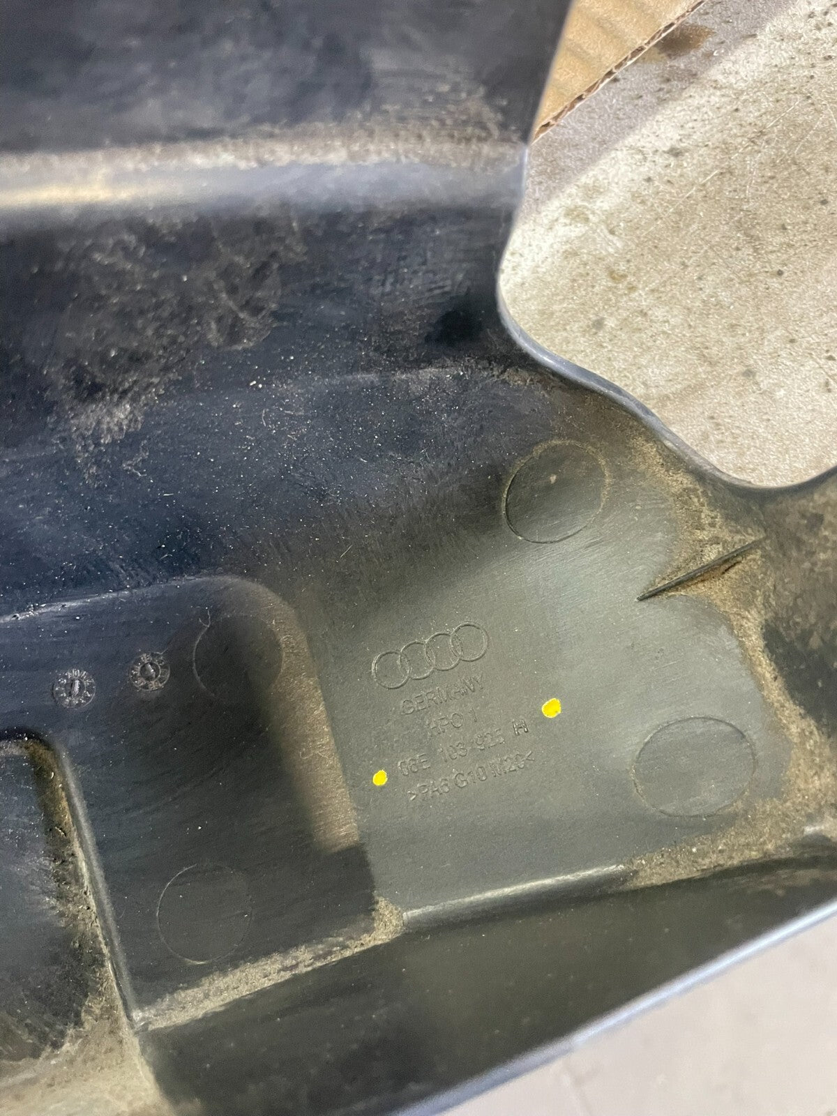 2008 to 2008 Audi A6 3.2L Engine Motor Cover M2750 PS8