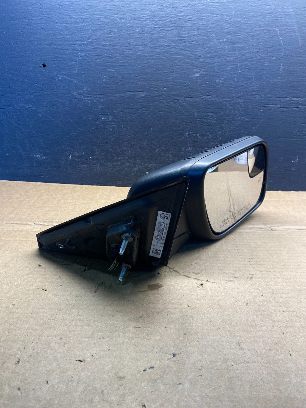 2016 to 2019 Ford Explorer Right Passenger Side View Door Mirror AD3394 DG9