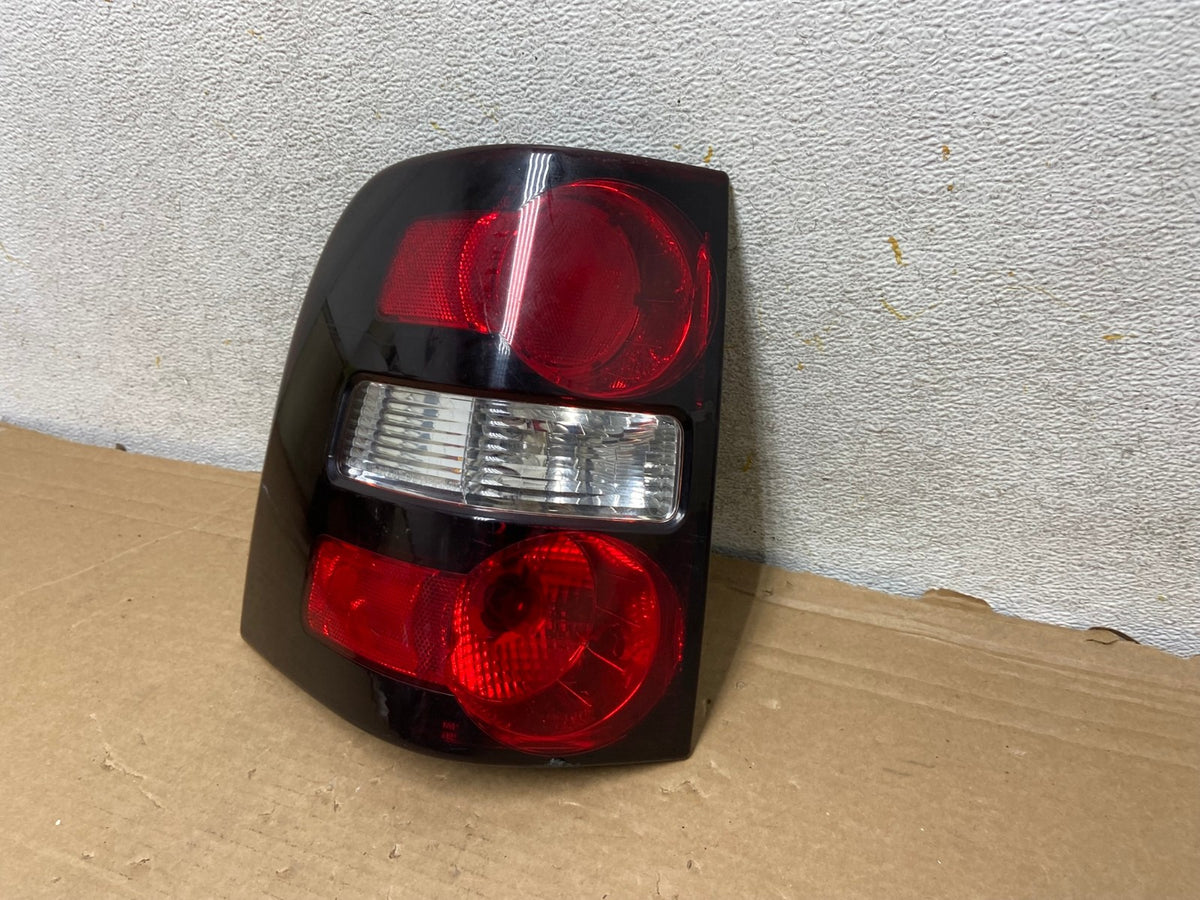 2006 to 2010 Ford Explorer Left Driver Lh Side Tail light AH8331 LK2