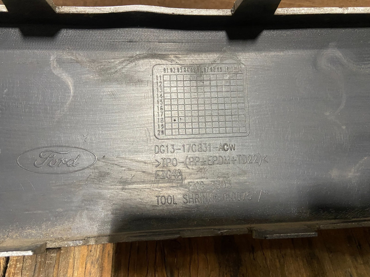 2013 to 2019 Ford Taurus Front Bumper Cover AD008810