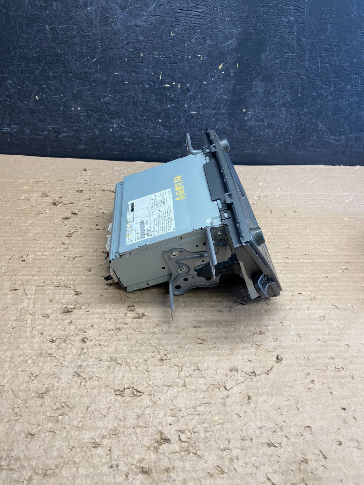 2012 to 2015 Toyota Prius Radio Stereo Receiver CD Player AG8714 DG1