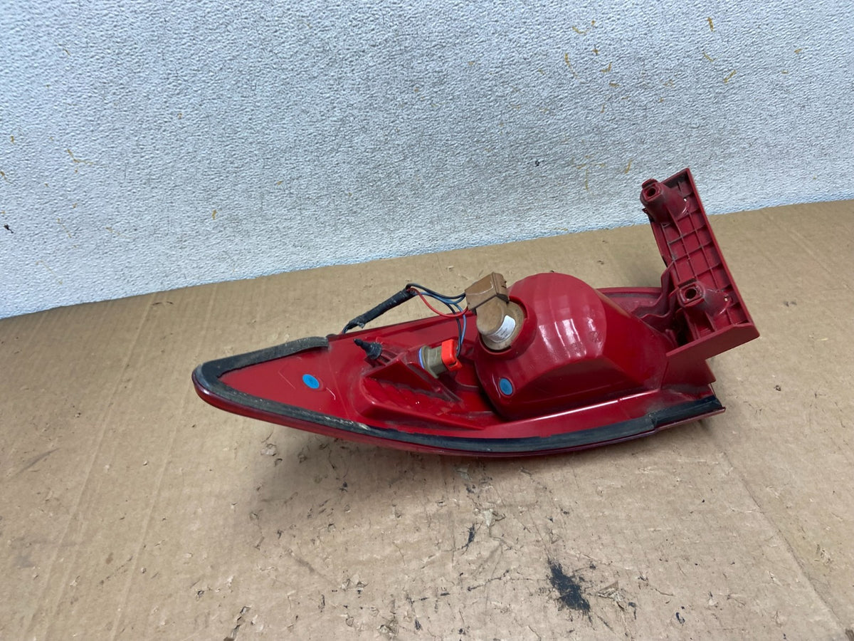 2009 2010 2011 2012 Chevrolet Traverse Left Driver LH Tail Light AI9263 LK5