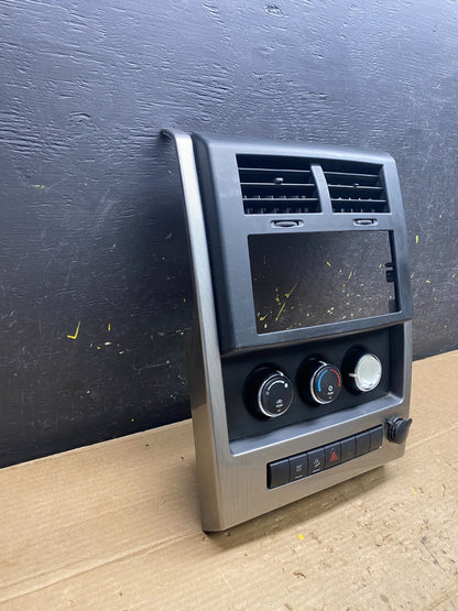2008 to 2012 Jeep Liberty Dash Climate Temperature Control Radio Bezel w9719 DG1