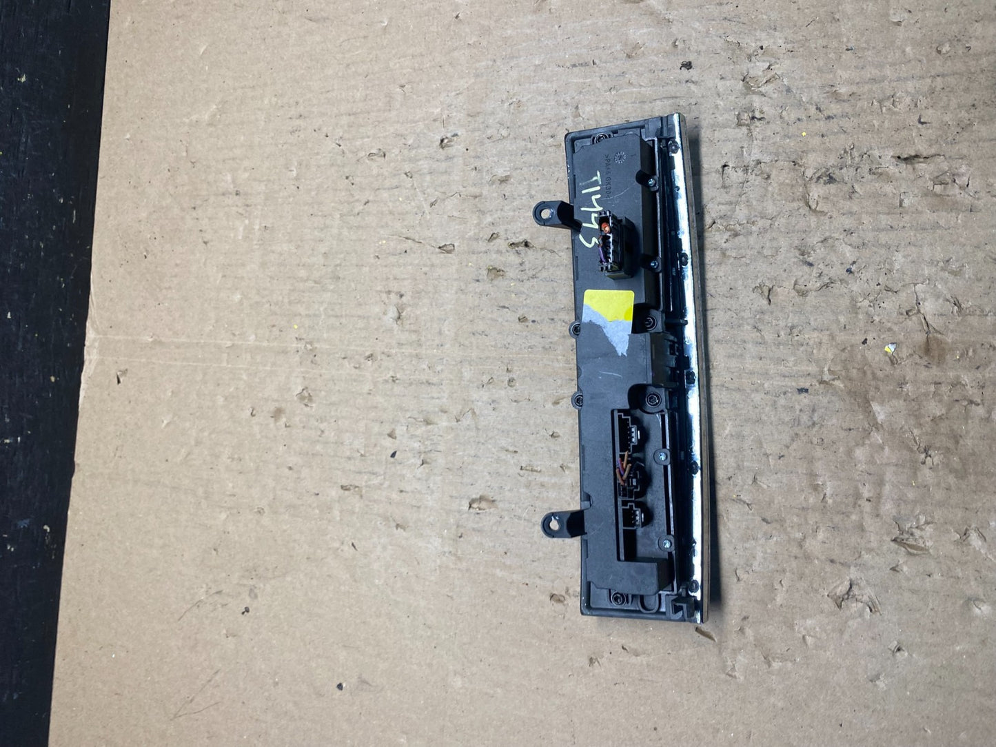 2005-2009 Mercedes W209 CLK350 CLK550 Door Lock ESP Hazard Control t1443 DG3