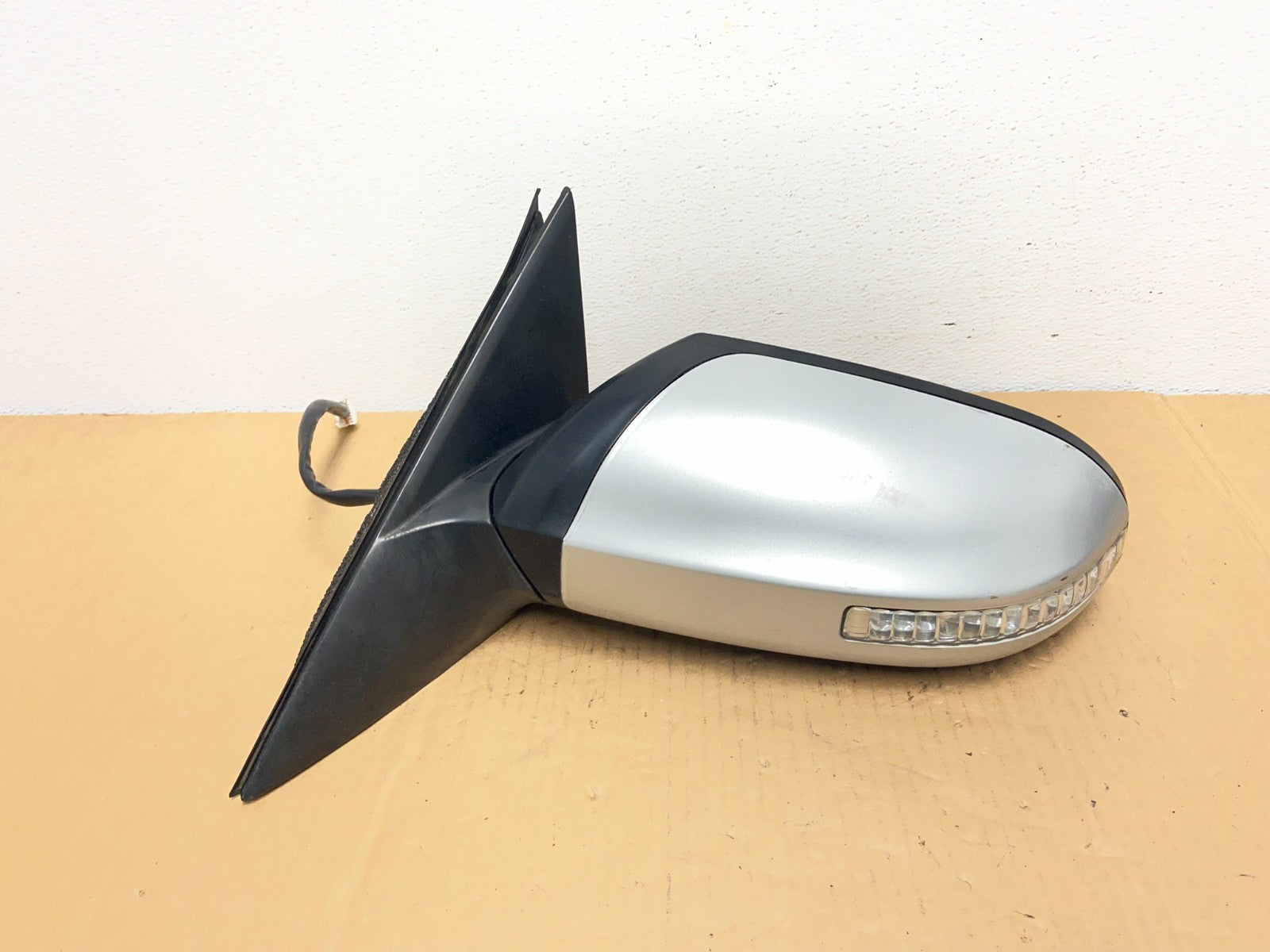 2009 to 2014 Nissan Maxima Left Driver Side View Door Trn Sig Mirror AC7582 DW0