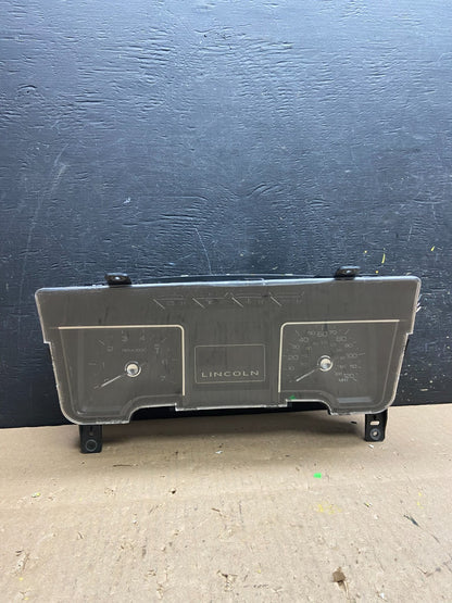 2007 to 2008 Lincoln Navigator Speedometer Gauge Cluster al7t-10849-ae T5935 DG0