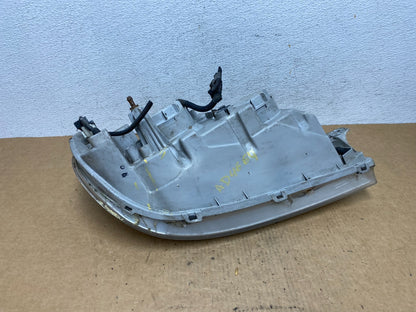 2002 to 2005 Kia Sedona Left Driver LH Side Headlight AD4669 DW6