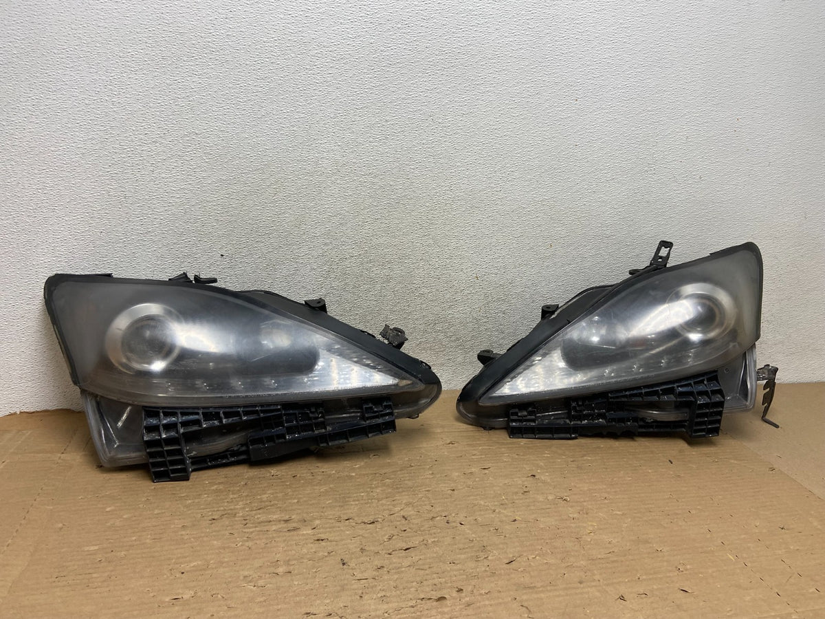 2006 - 2010 Lexus IS250 Left+Right Set LED Headlights AG8836 DG0