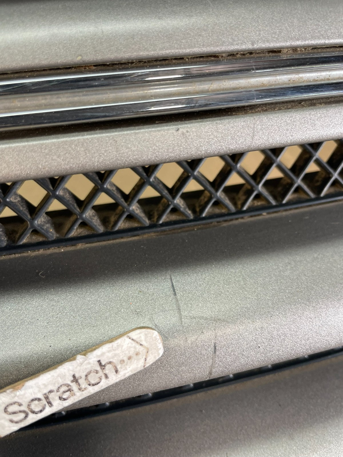 2013 to 2019 Ford Taurus Front Upper Grill Grille AC9930 DW4