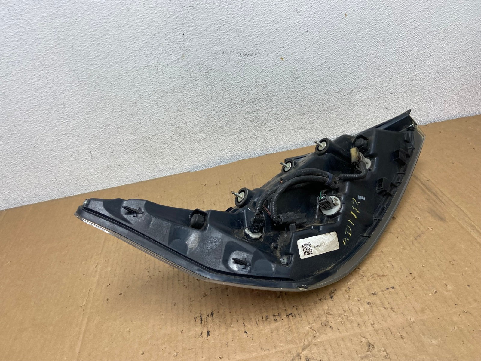 2009 2010 2011 Acura TL Right Passenger Rh Side Tail Light AD1112 LK7