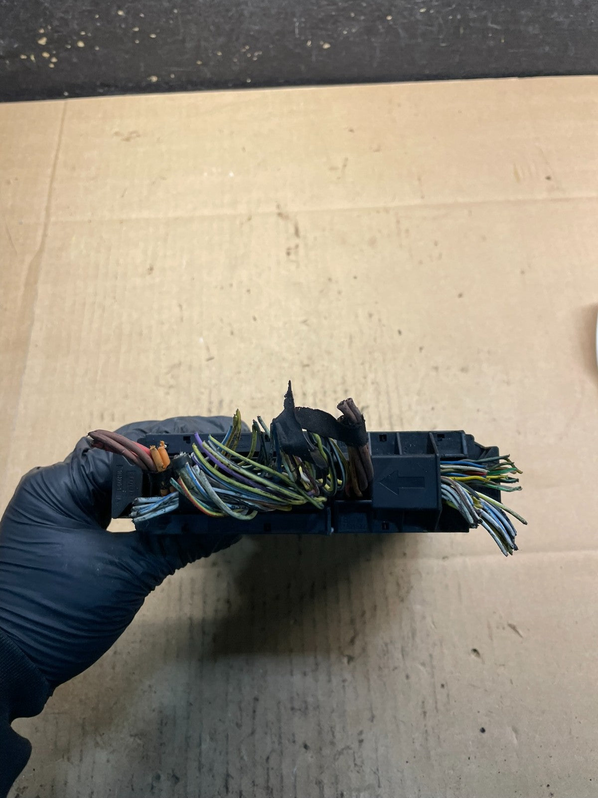 2007 to 2010 Bmw 323i Ecm Ecu Engine Computer OEM w6719 DG1