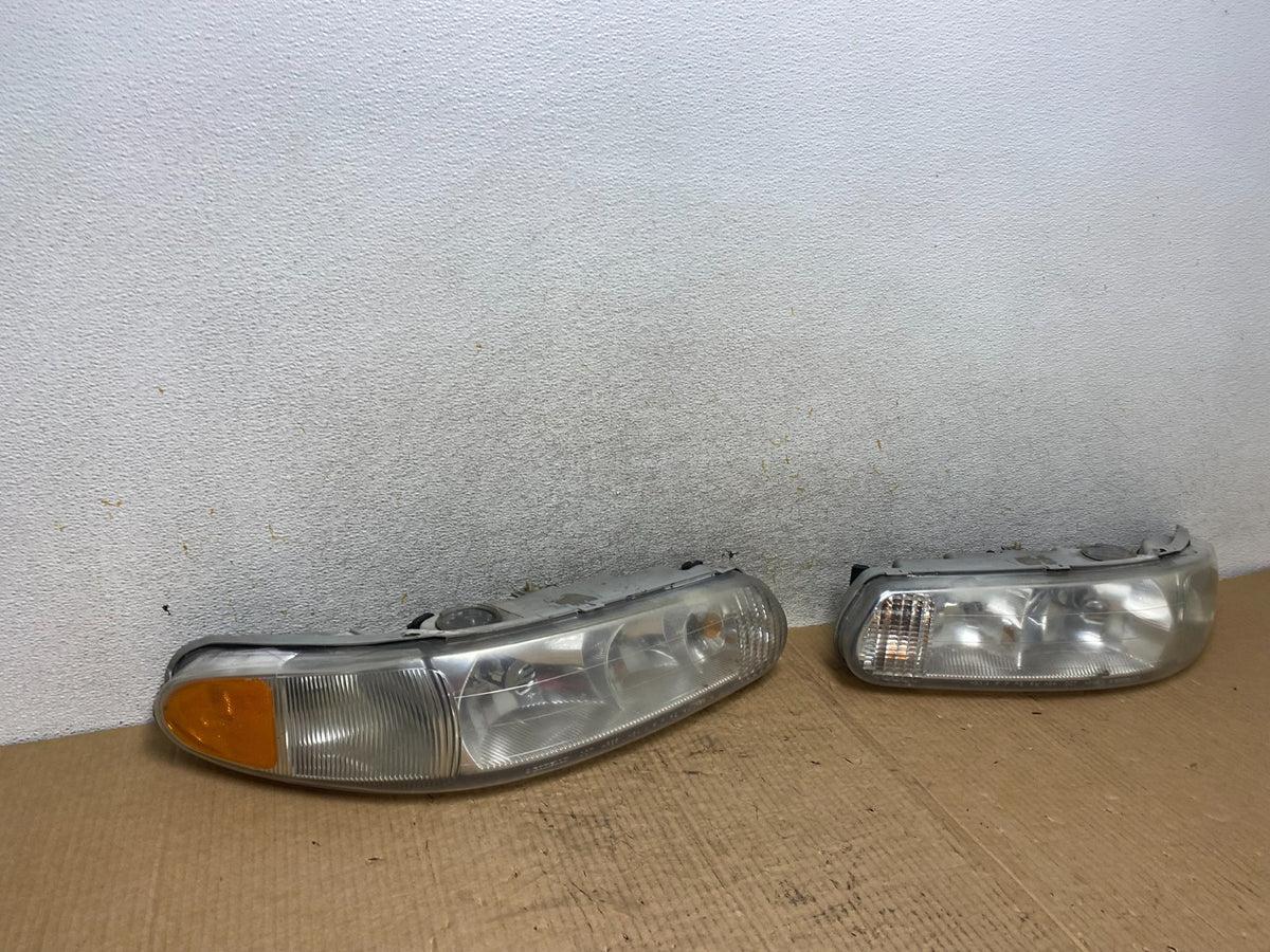 1997-2005 Buick Century Left+Right Side Headlights Halogen AI6789 DW2