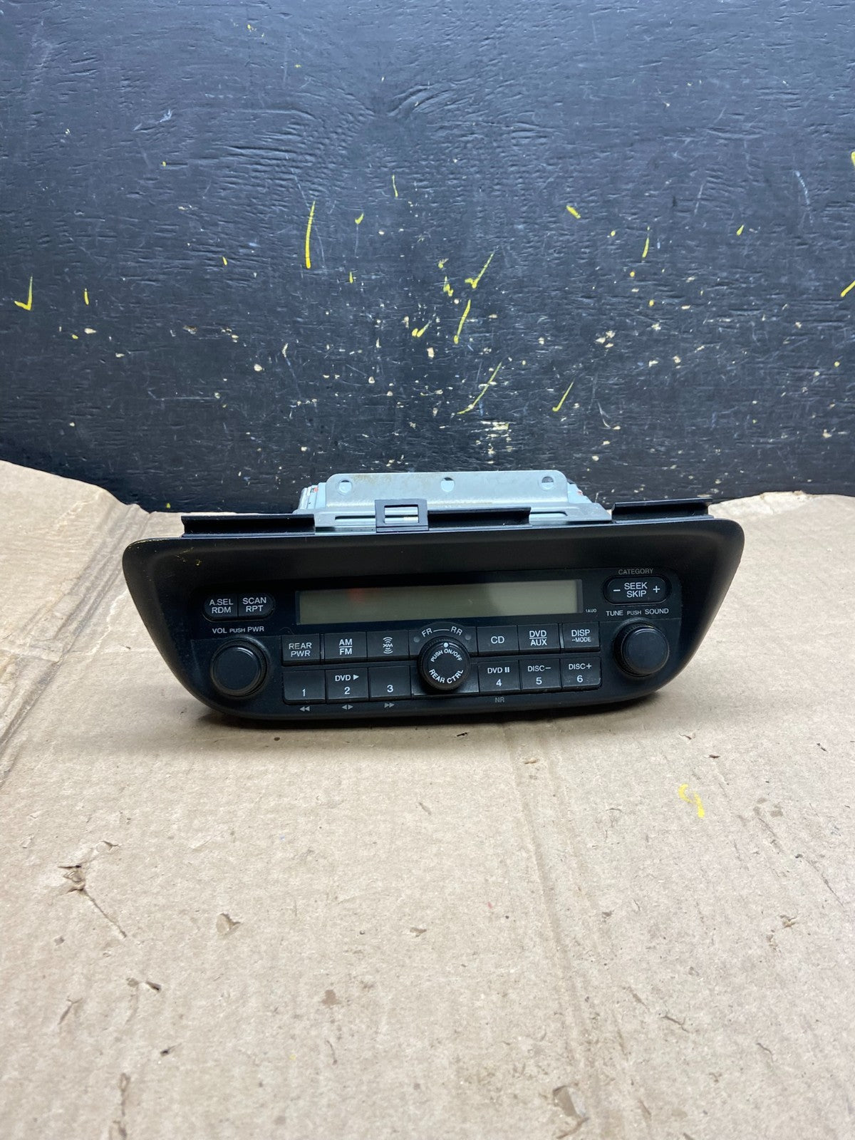 2005 to 2010 Honda Odyssey Am Fm Cd Player Radio Receiver X5730 DG0