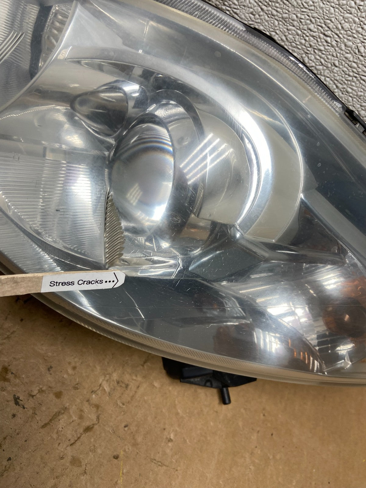 2006 2007 Mazda 5 Left Driver LH Side Halogen Headlight OEM Z7998 DW4