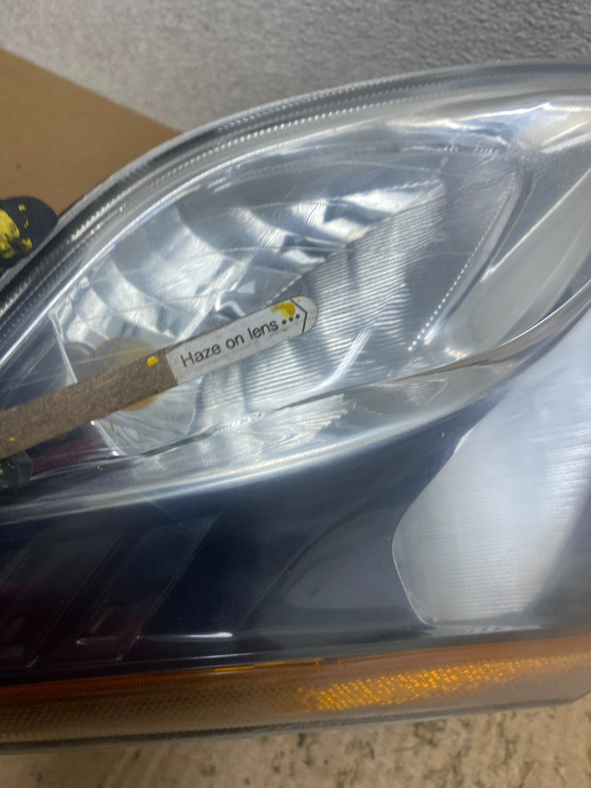 2010 2011 2012 Nissan Sentra Halogen Right Passenger Black Headlight Q7985 DW7