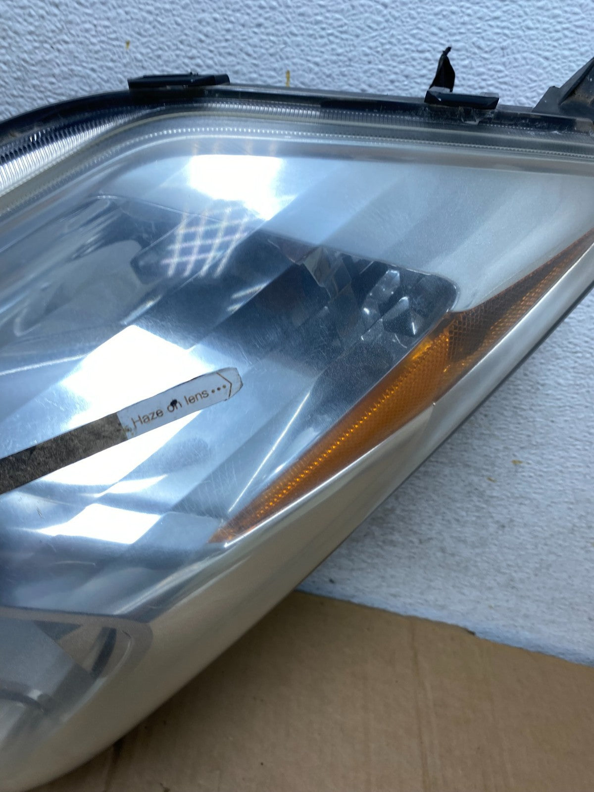 2004 - 2005 Toyota Prius Left Driver Lh Xenon HID Headlight AI8875 DW4