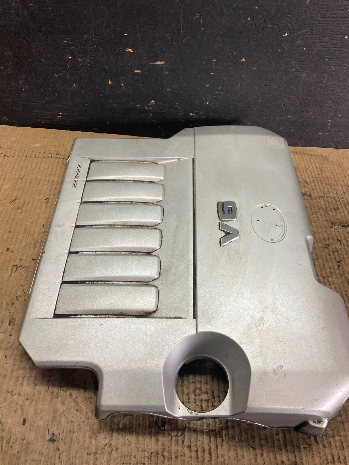 2008 to 2010 Toyota Highlander Top Engine Cover Lid N1967 PS3