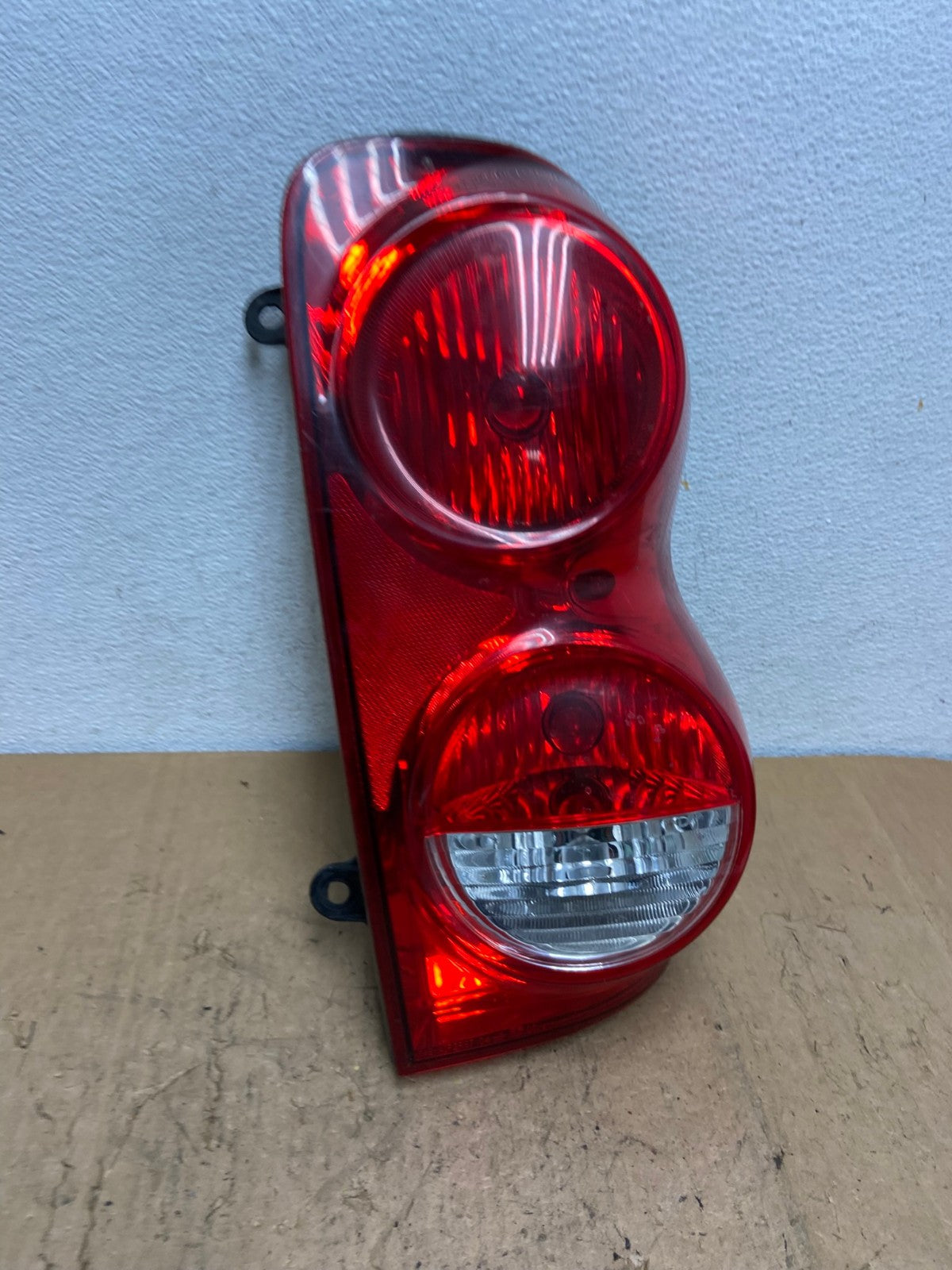 2004-2009 Dodge Durango Tail Light Right Passenger RH Side AD0575 LK2