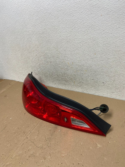 09-15 Infiniti G37 Q60 Convertible Left Driver LH Tail Light AH0775 DG1