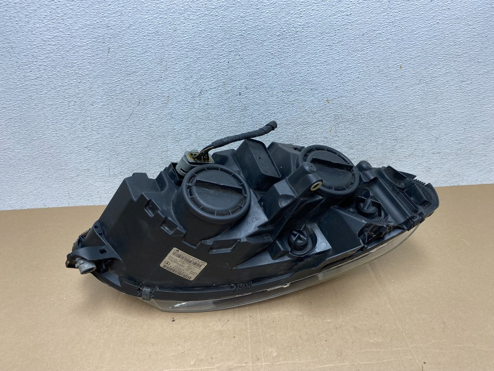 2008-2011 Mercedes C-Class C350 C300 Left Driver Halogen Headlight AE4852 DW8